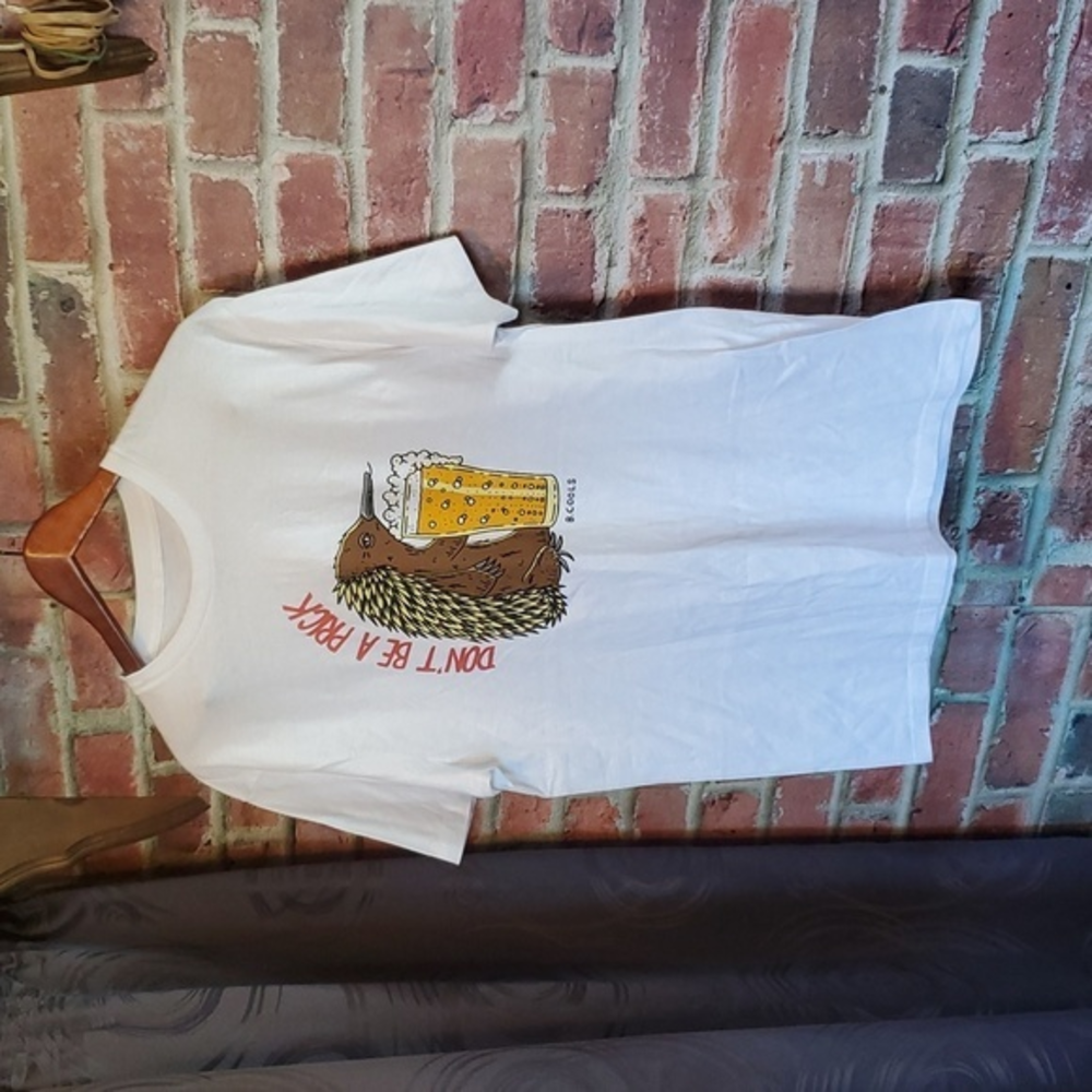 Barney Cools tee shirt‎